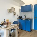 Cozy شقة